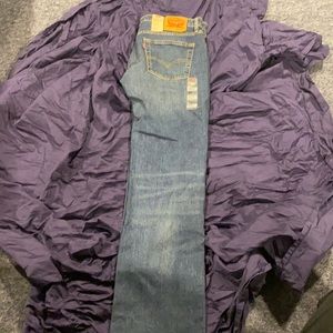 Men’s Levi Jeans 527 slim bootcut.
